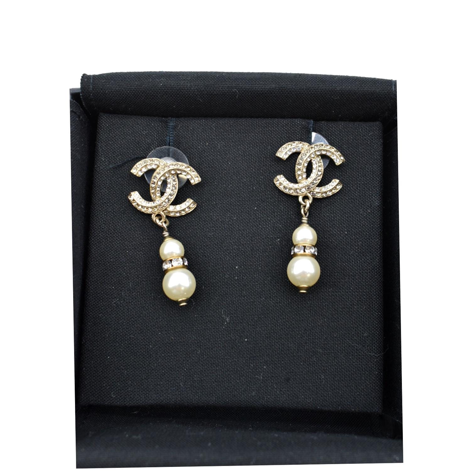 Chanel Vintage Gold Metal, Black Enamel, And Imitation Pearl Camellia  Flower Bow Drop Earrings, 1993 Available For Immediate Sale At Sotheby's