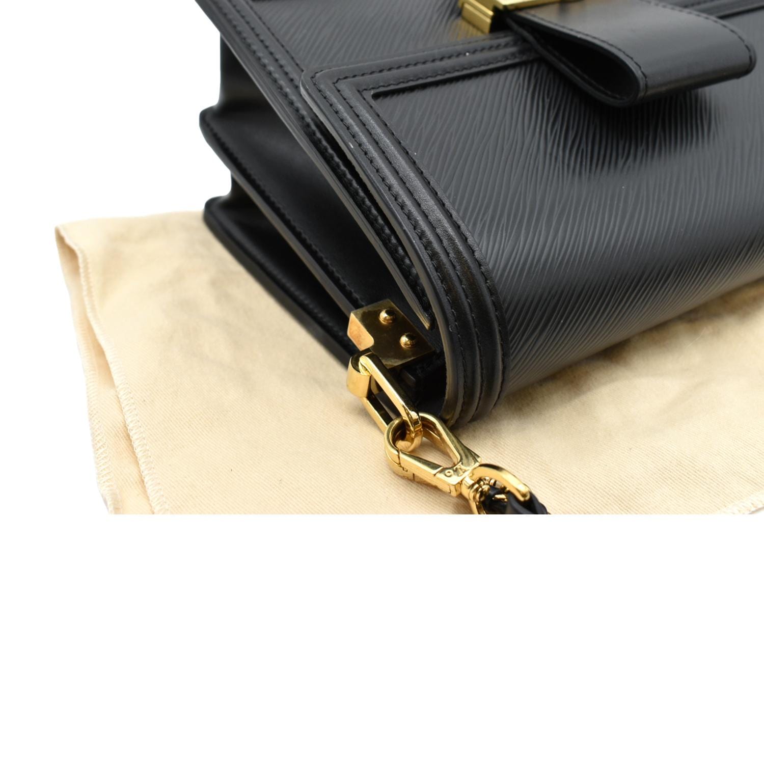 Louis Vuitton Dauphine Shoulder Bag Epi Leather MM Black 23852712