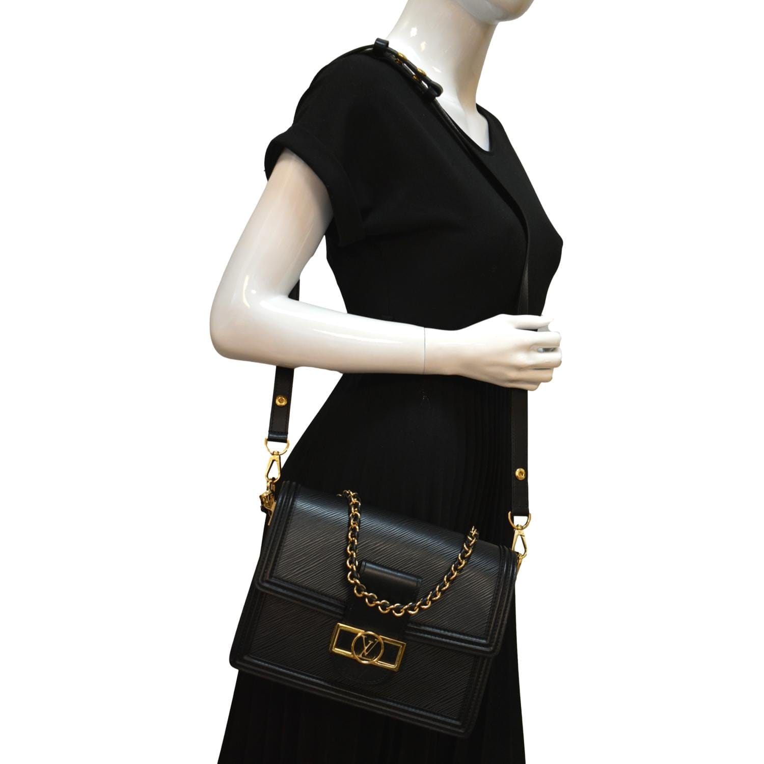 Louis Vuitton Dauphine MM Smooth Leather Shoulder Bag