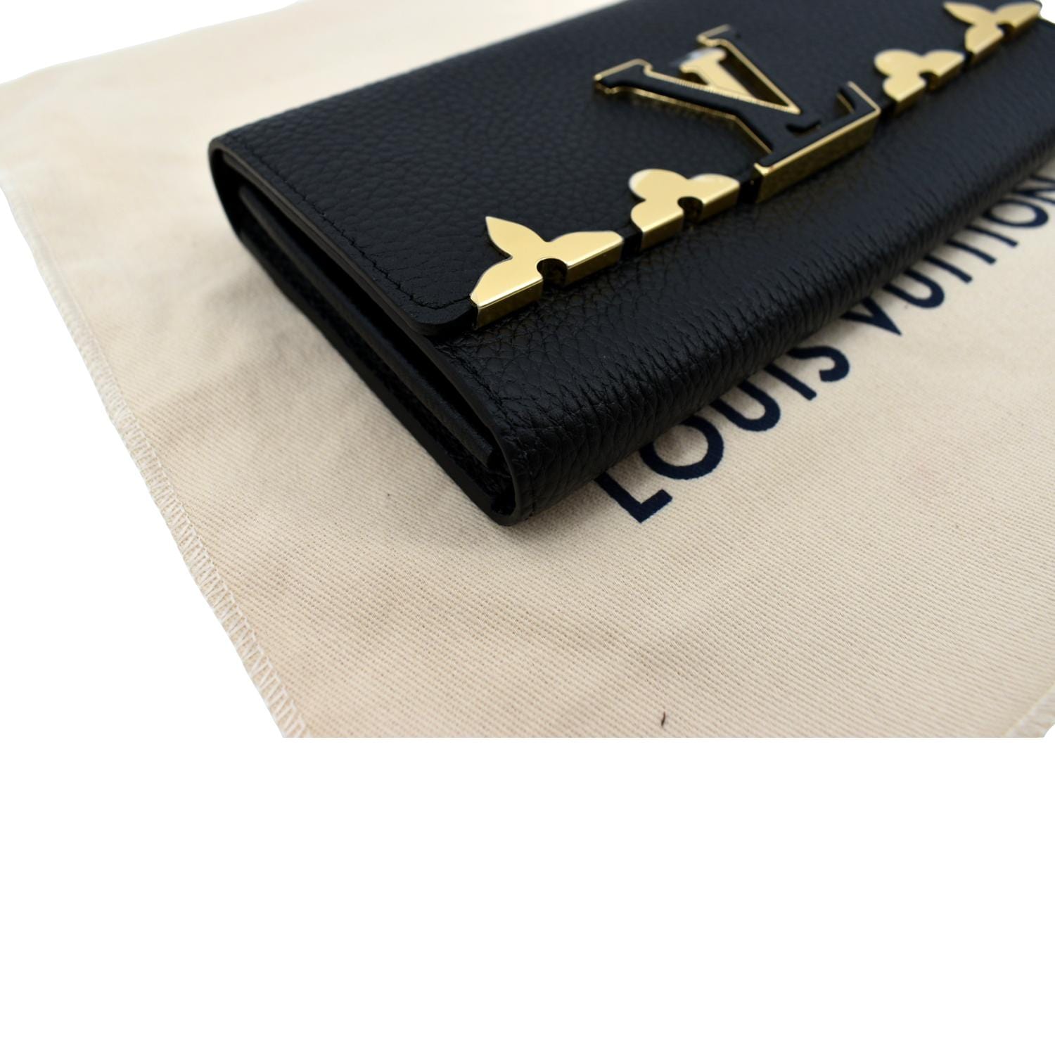 Louis Vuitton Taurillon Capucines Wallet (SHG-HudWIn) – LuxeDH
