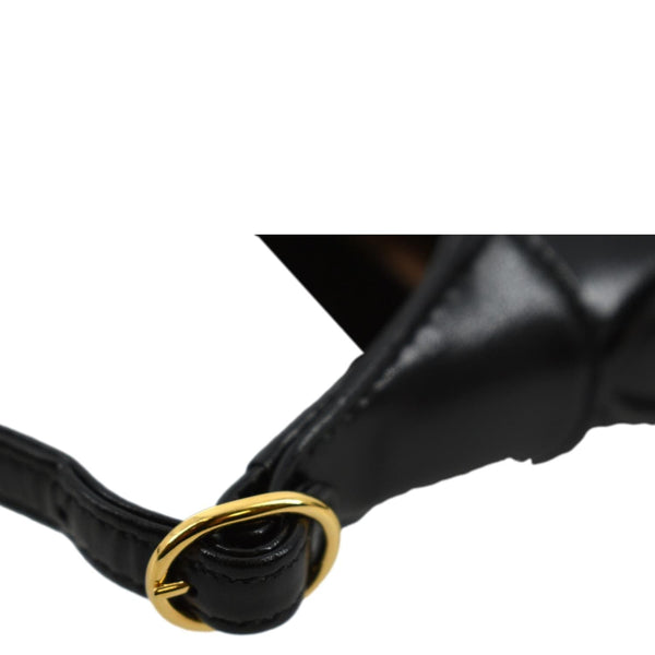 Gucci Jackie 1961 Leather Shoulder Bag in Black Color - Strap Lock