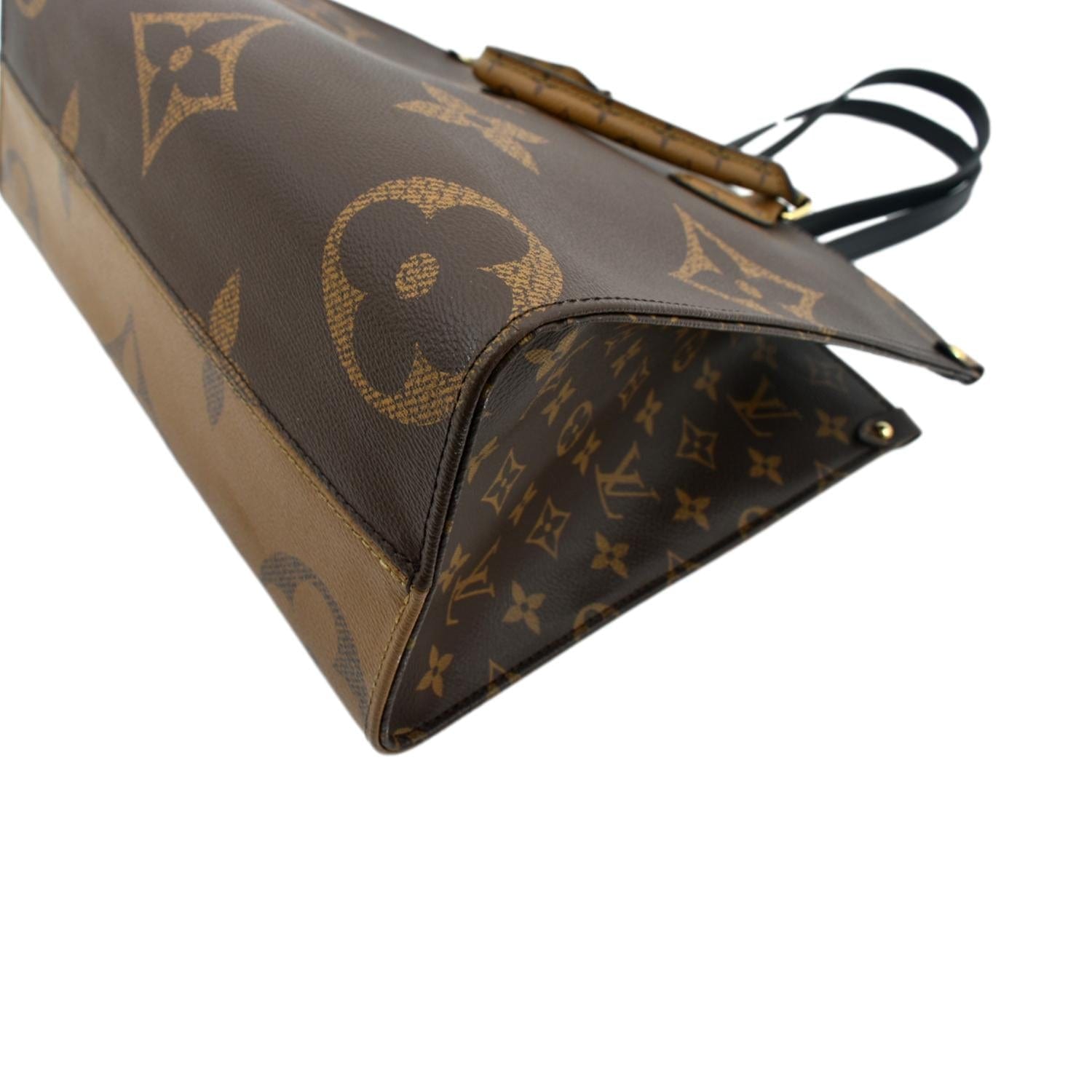 Louis Vuitton - Onthego MM Shoulder bag - Catawiki