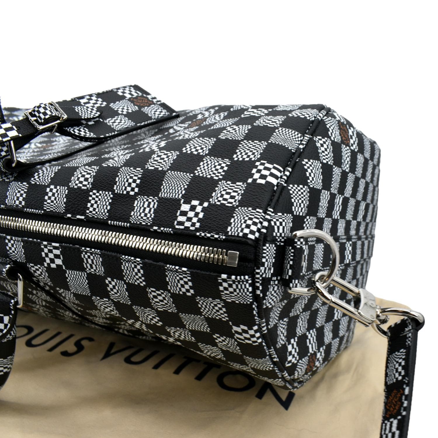 Louis Vuitton Black and White Distorted Damier Keepall Bandoulière 50 For  Sale at 1stDibs