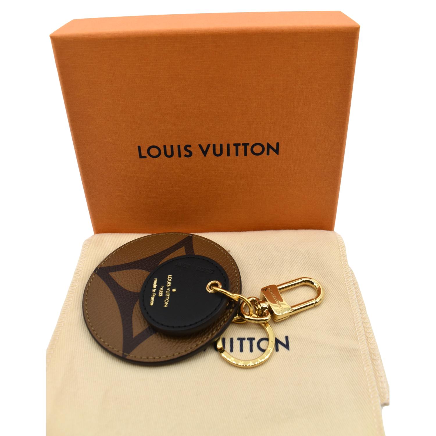 LOUIS VUITTON LV Distorted Damier Bag Charm Key Holder Black 1296303
