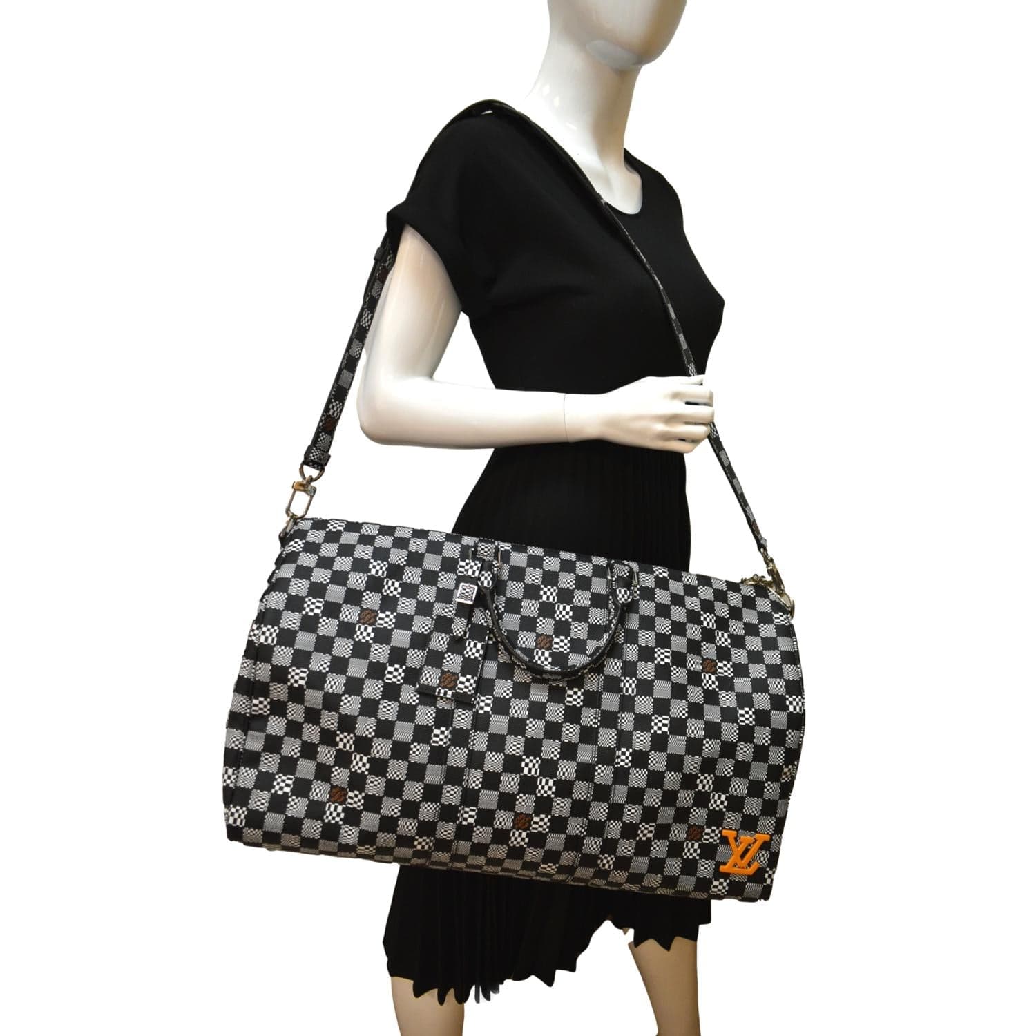 Louis Vuitton Black And White Distorted Damier Keepall Duffle - Rare -  clothing & accessories - by owner - apparel
