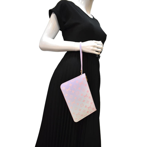 LOUIS VUITTON Neverfull Monogram Canvas Pochette Wristlet Pouch Sunrise Pastel