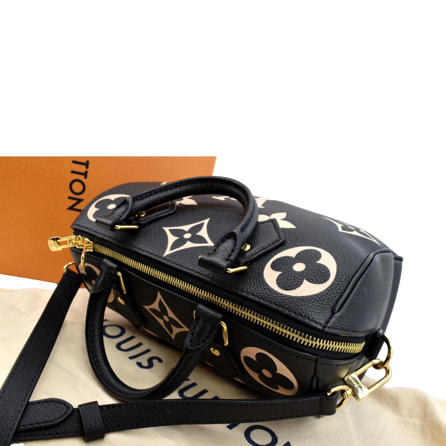 Louis Vuitton Speedy 25 Crossbody bag for Sale in Online Auctions