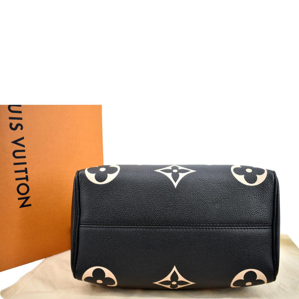 Louis Vuitton Speedy 25 Bandouliere Monogram Crossbody Bag - Bottom