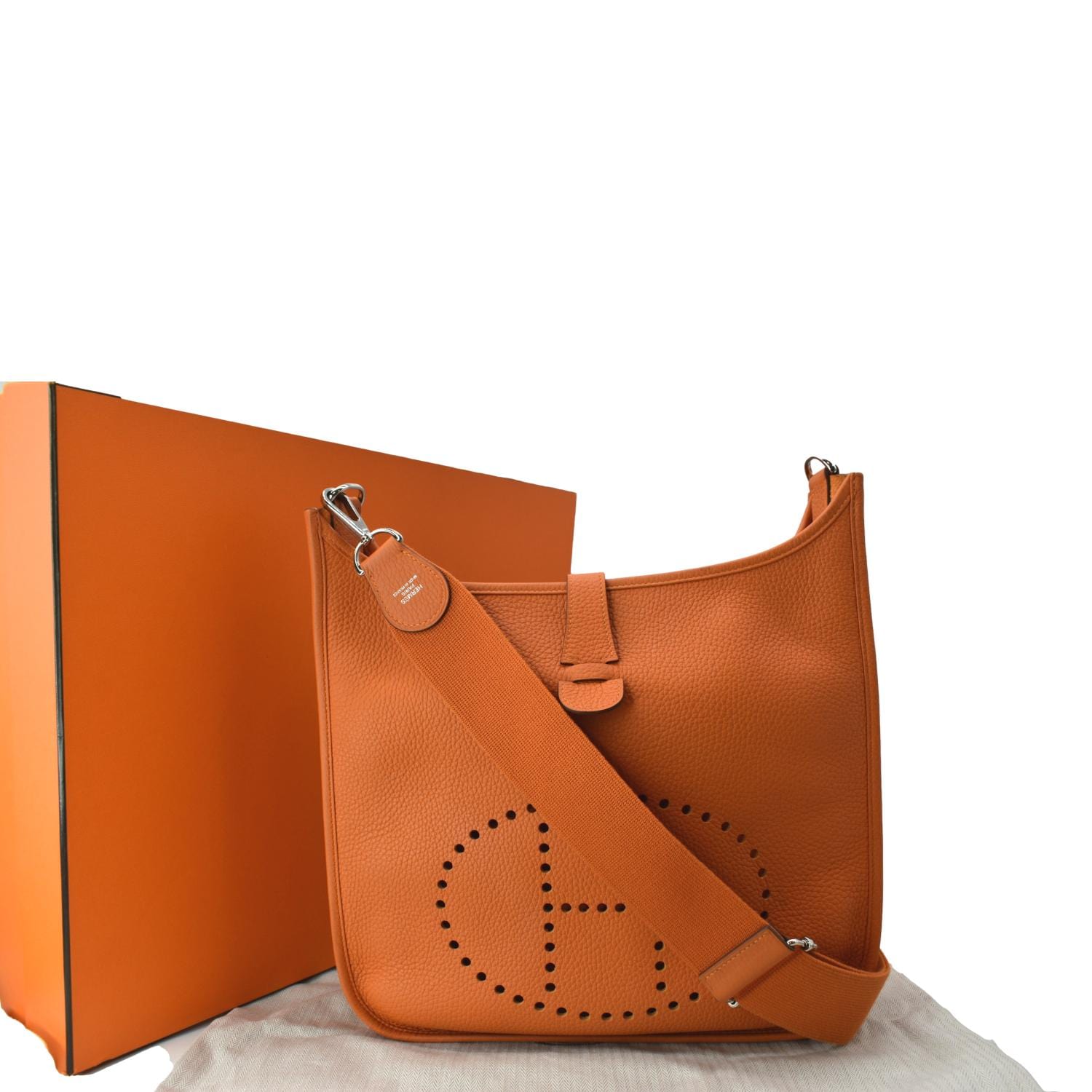 Berline leather crossbody bag Hermès Orange in Leather - 23606844