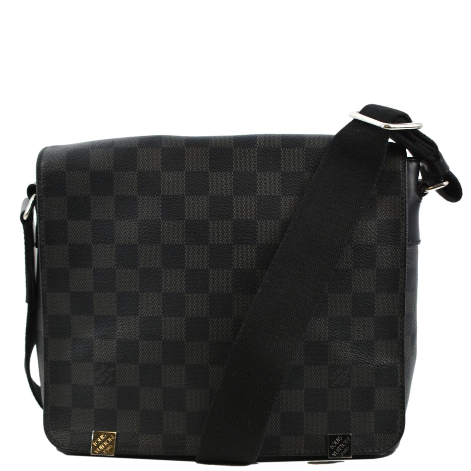 LOUIS VUITTON District PM Damier Graphite Messenger Bag Black