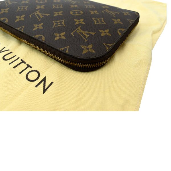 LOUIS VUITTON Zippy Agenda Monogram Canvas Planner Cover Brown
