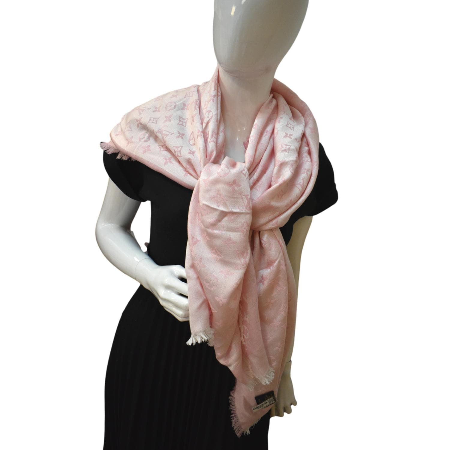 louis vuitton pink shawl