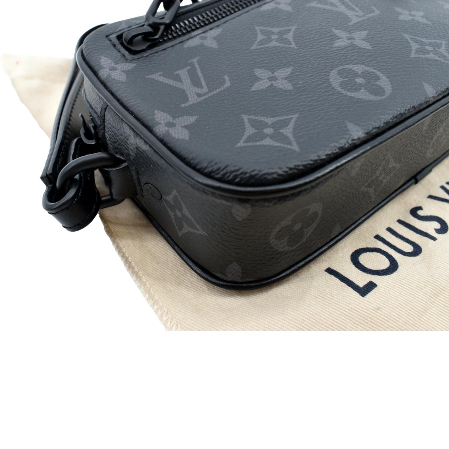 Louis Vuitton // Black and Monogram Slim Purse Clutch – VSP