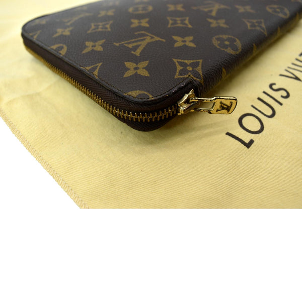 LOUIS VUITTON Zippy Agenda Monogram Canvas Planner Cover Brown
