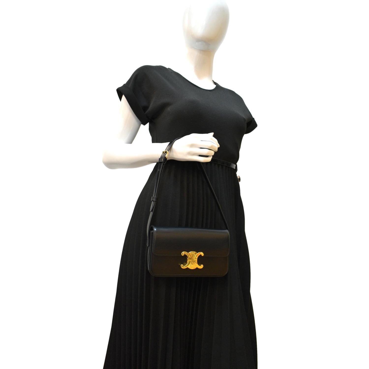 Triomphe leather handbag Celine Black in Leather - 35811688