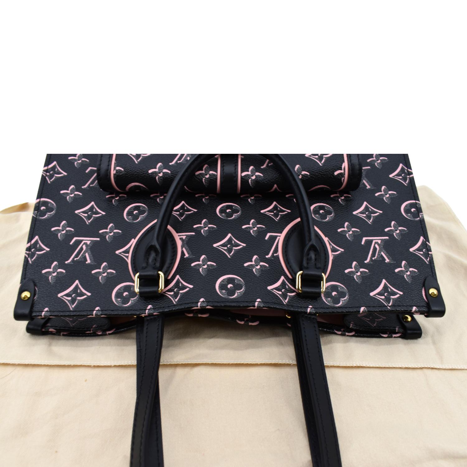 Louis Vuitton Fall For You Black Monogram OnTheGo MM – Madison