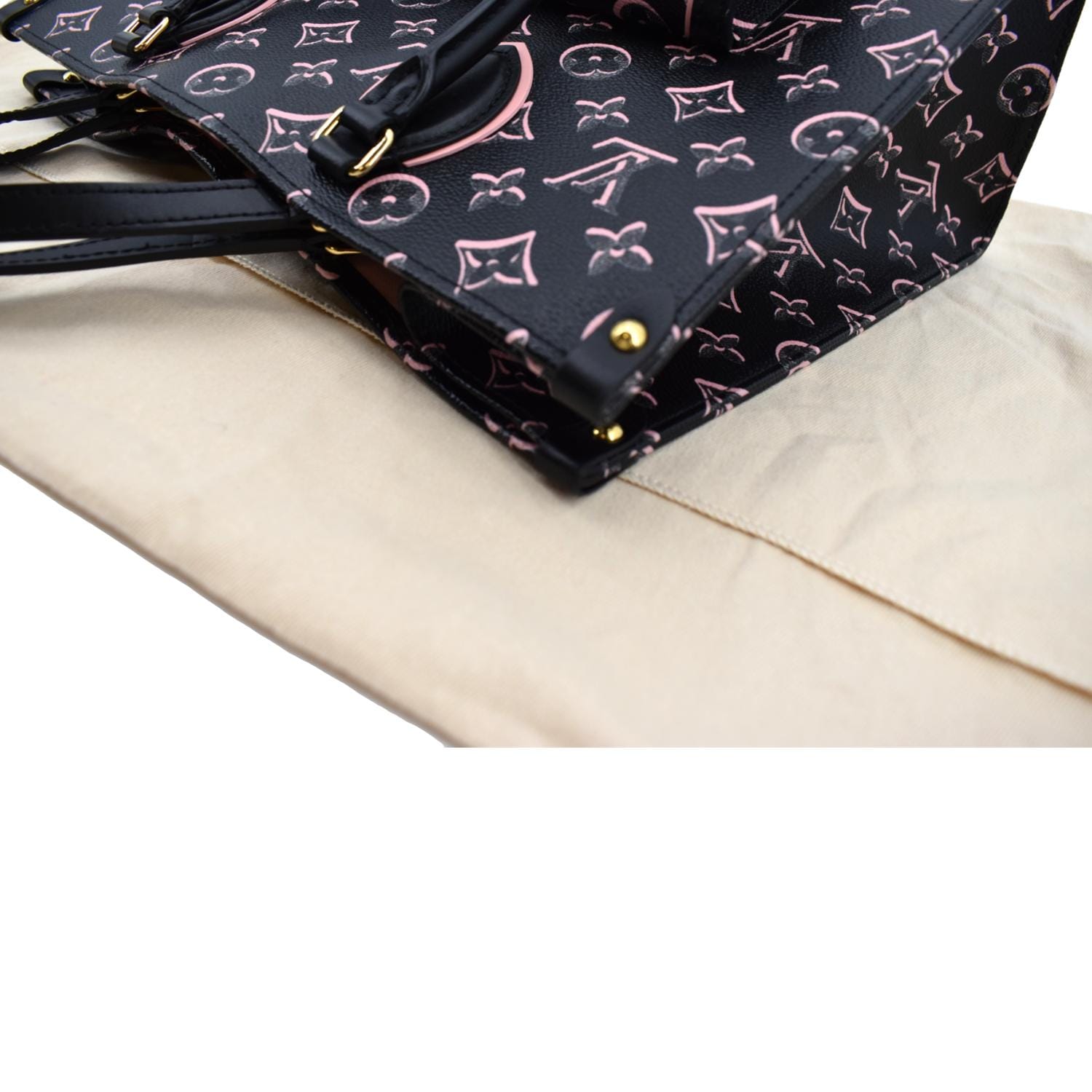 Túi xách Louis Vuitton ONTHEGO siêu cấp 2 mặt trắng đen size 41cm - M44576