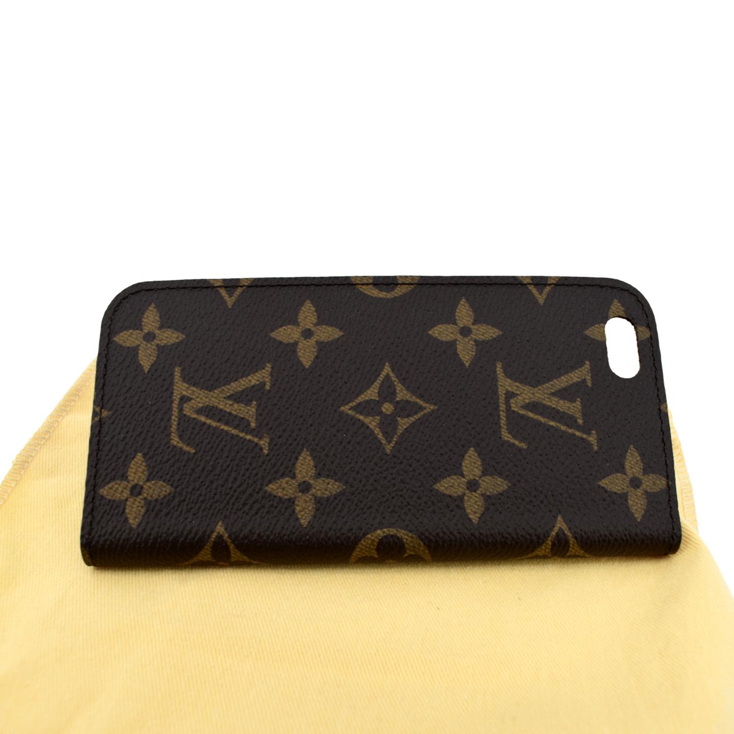 louis vuitton phone case with card holder