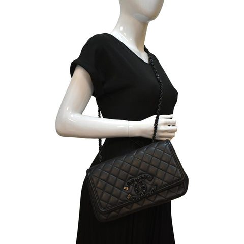 CHANEL Filigree CC Chain Around Leather Crossbody Bag Black