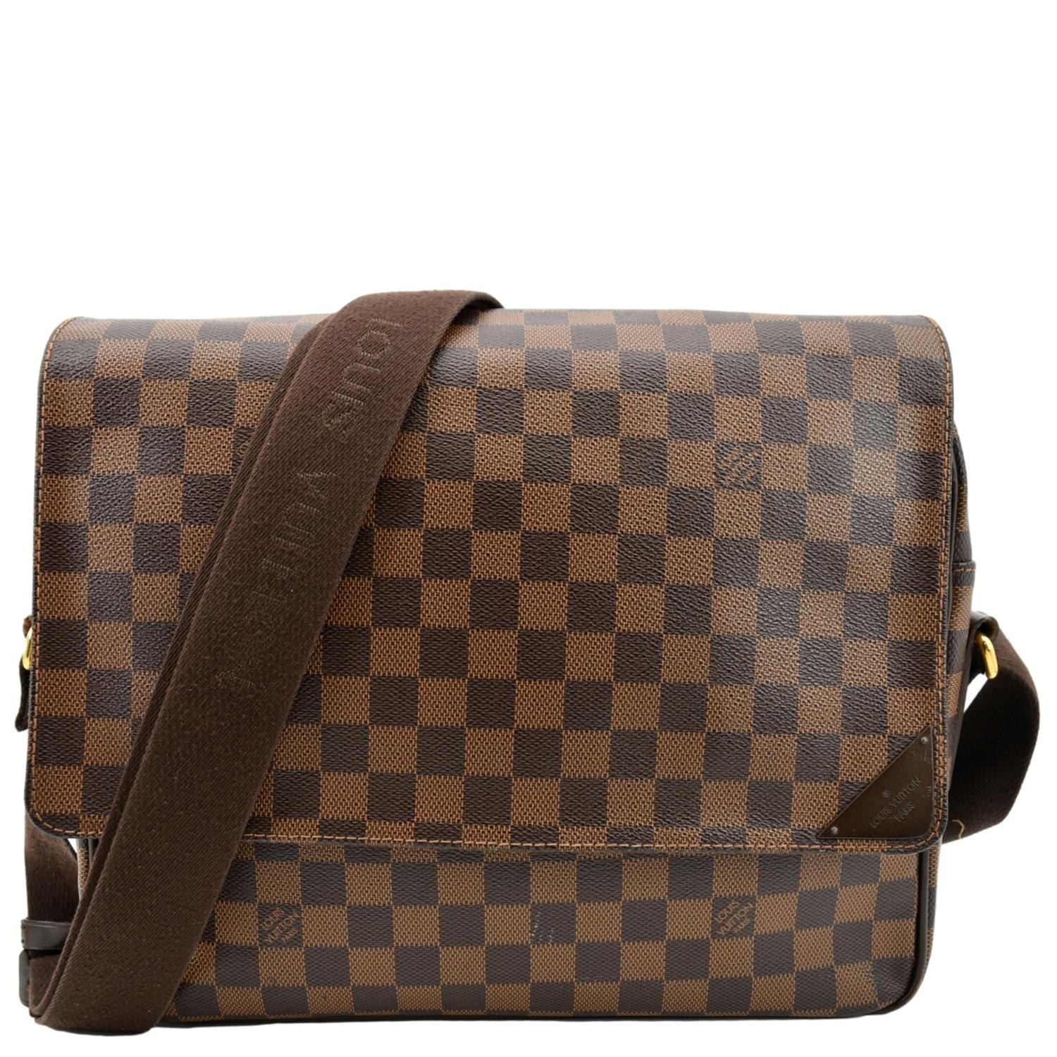 Louis Vuitton Shelton MM Damier Canvas Messenger Bag - Front