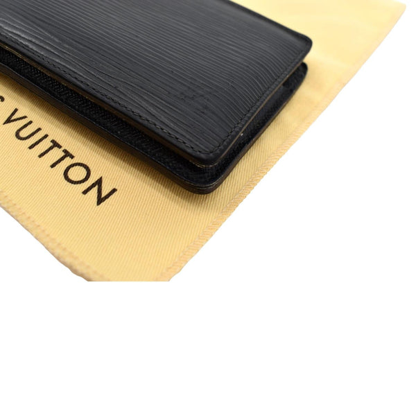LOUIS VUITTON Multiple Epi Leather Wallet Black