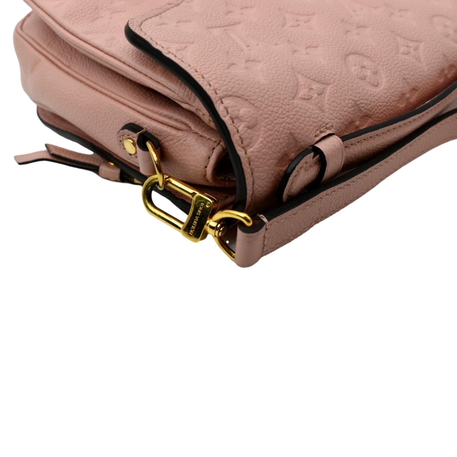 Help me decide! LV Pochette Metis or Diane (both in empreinte). For an  everyday bag. I love the Métis I've seen it in person but the Diane seems  to be a similar size and I love that it comes with the wide strap.  Thoughts? : r/handbags