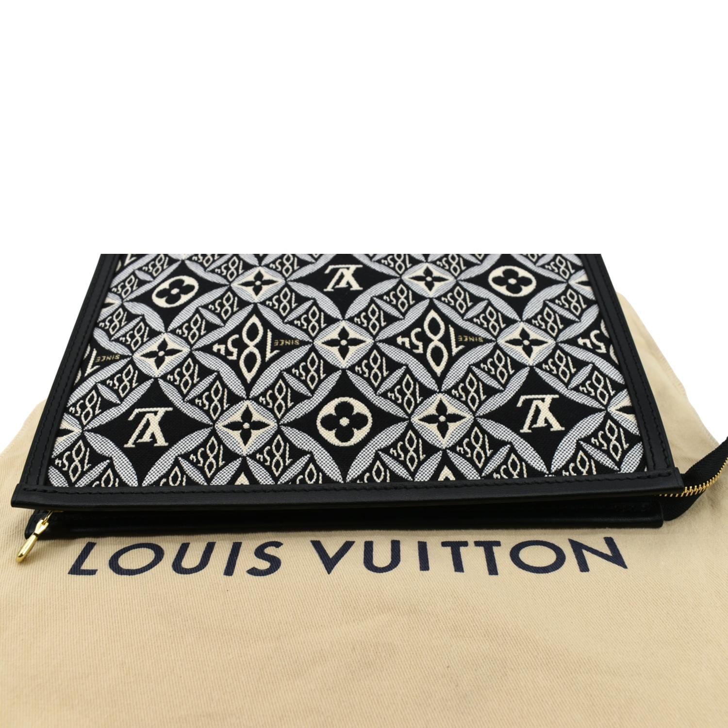 Louis Vuitton Toiletry pouch 26 Brown Cloth ref.177042 - Joli Closet