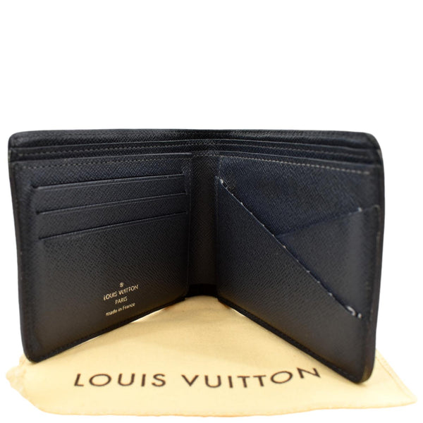 LOUIS VUITTON Multiple Epi Leather Wallet Black