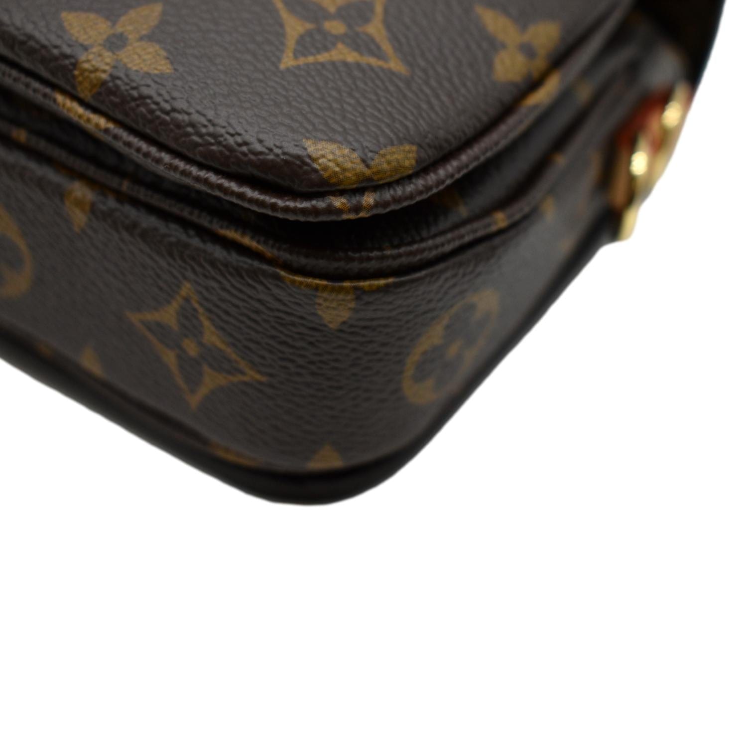 Louis Vuitton Pochette Metis Monogram - LVLENKA Luxury Consignment