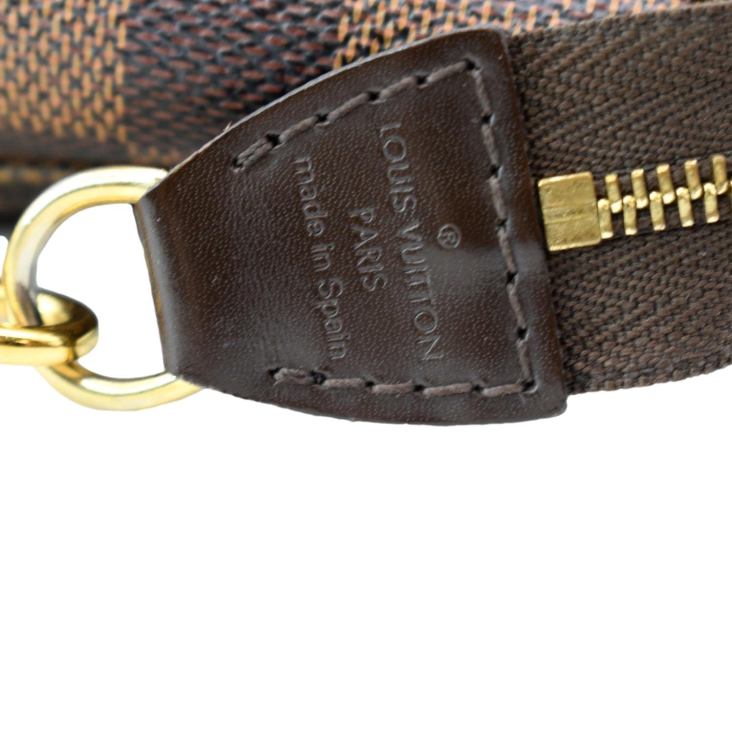 Louis Vuitton Pochette Accessoires Damier Ebene - For Sale on 1stDibs  lv  navona pochette, lv pochette accessoires damier ebene, damier ebene  pochette accessoires