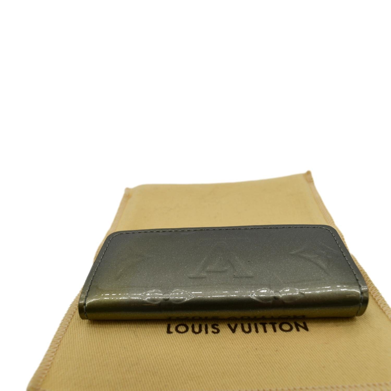 LOUIS VUITTON Multicles Vernis Leather 4 Key Holder Greenish Gray