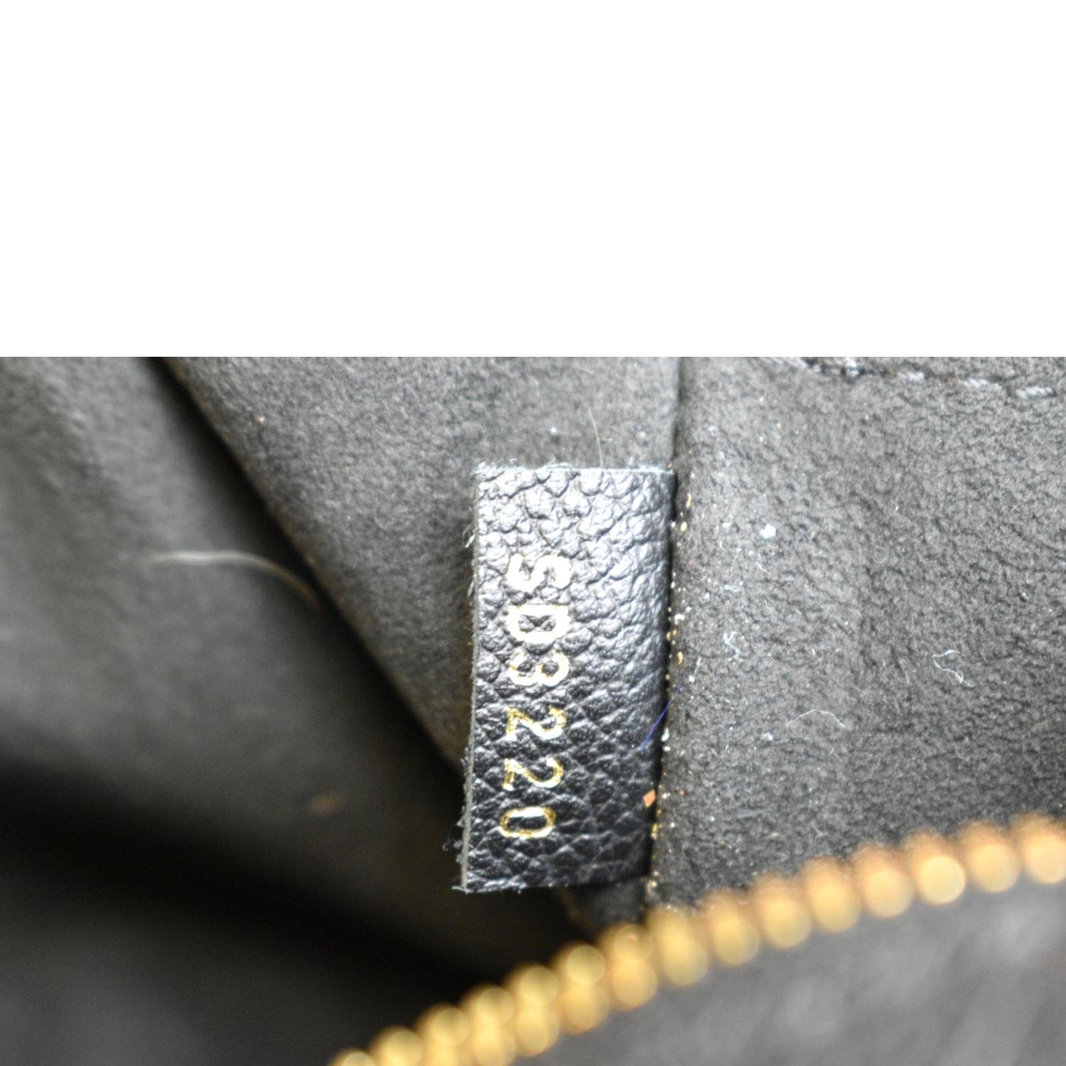Pre-Loved Louis Vuitton Boite Chapeau Souple MM in Empreinte (Black)