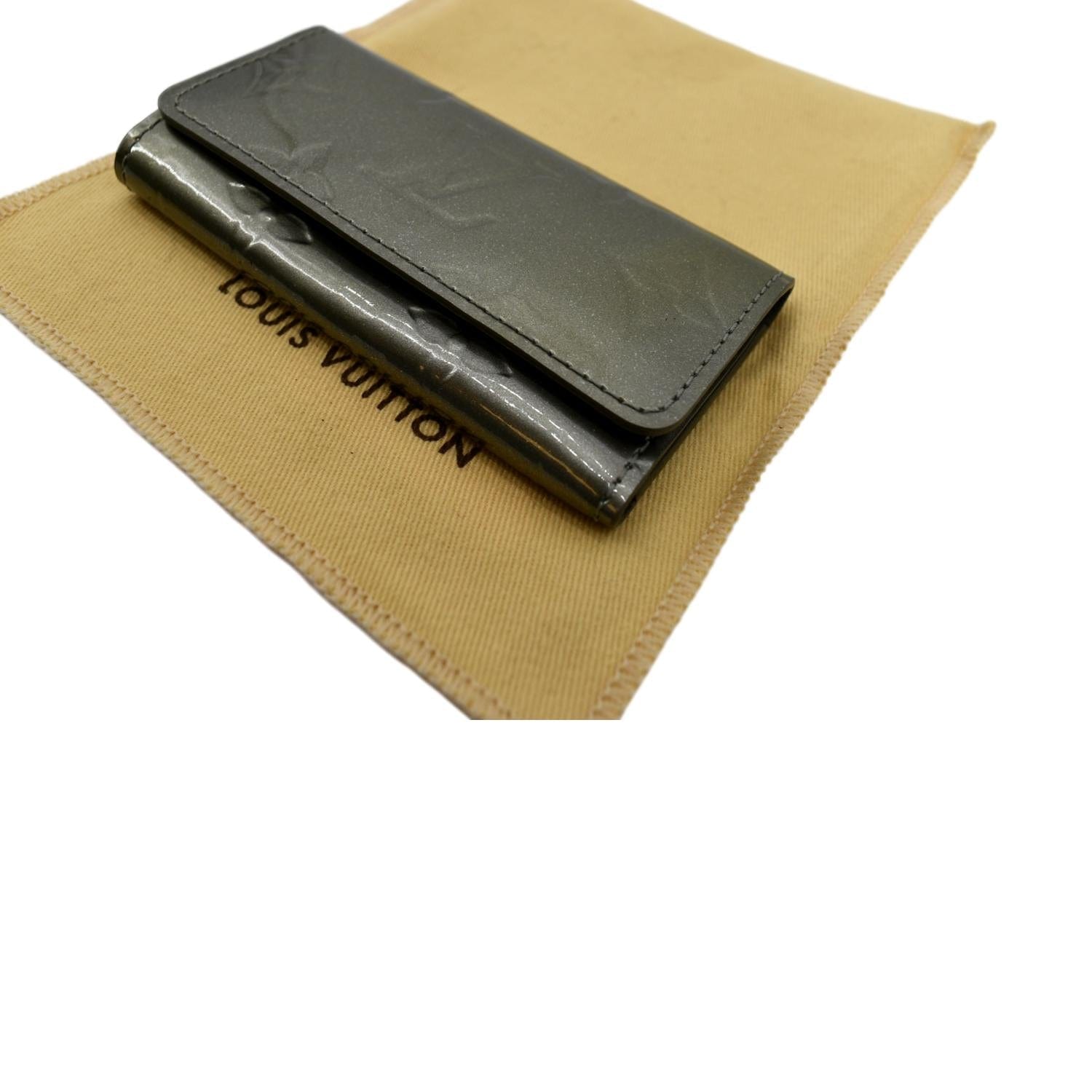 LOUIS VUITTON Multicles Vernis Leather 4 Key Holder Greenish Gray