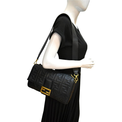 FENDI Baguette Leather Shoulder Bag Black