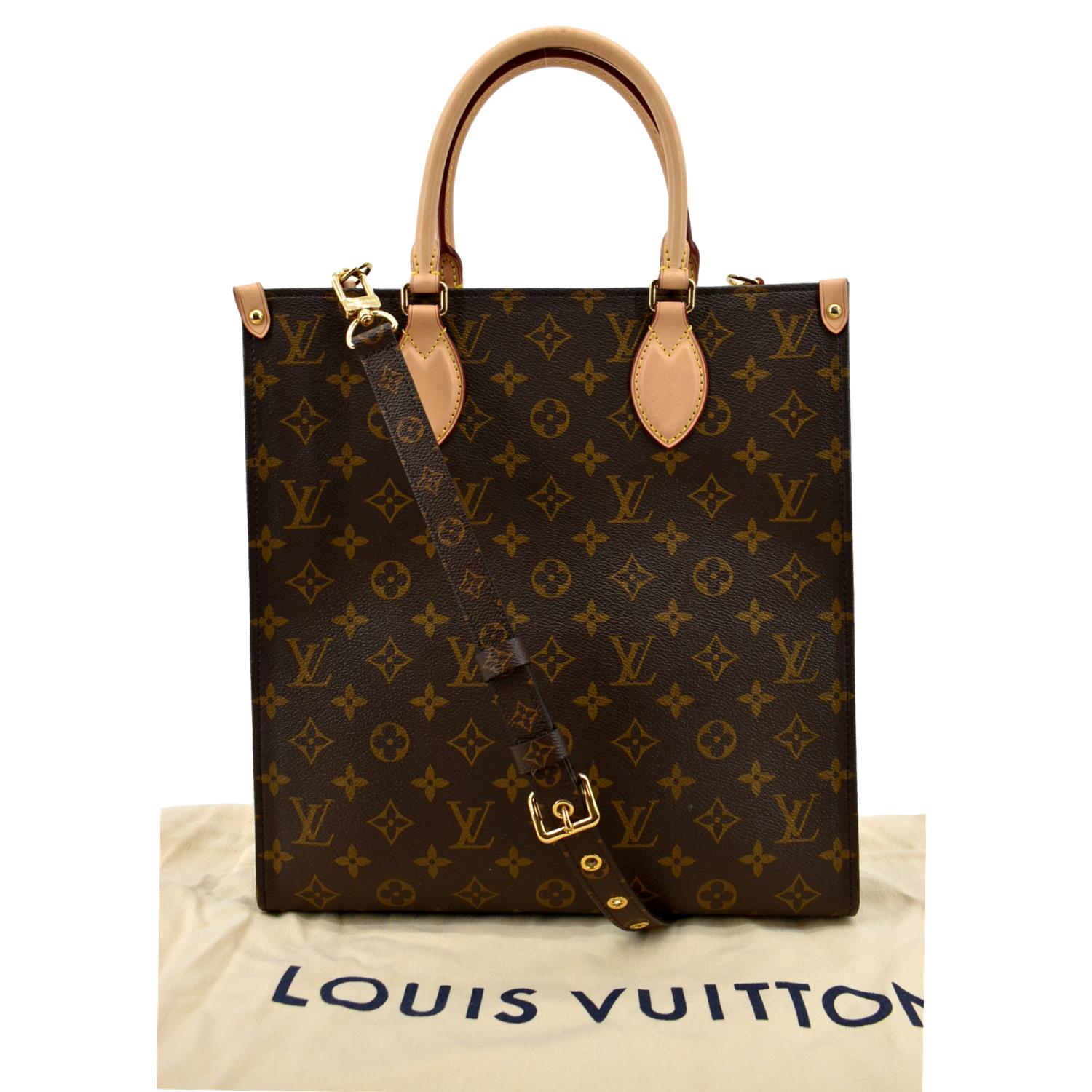 Louis Vuitton Sac Plat in Brown