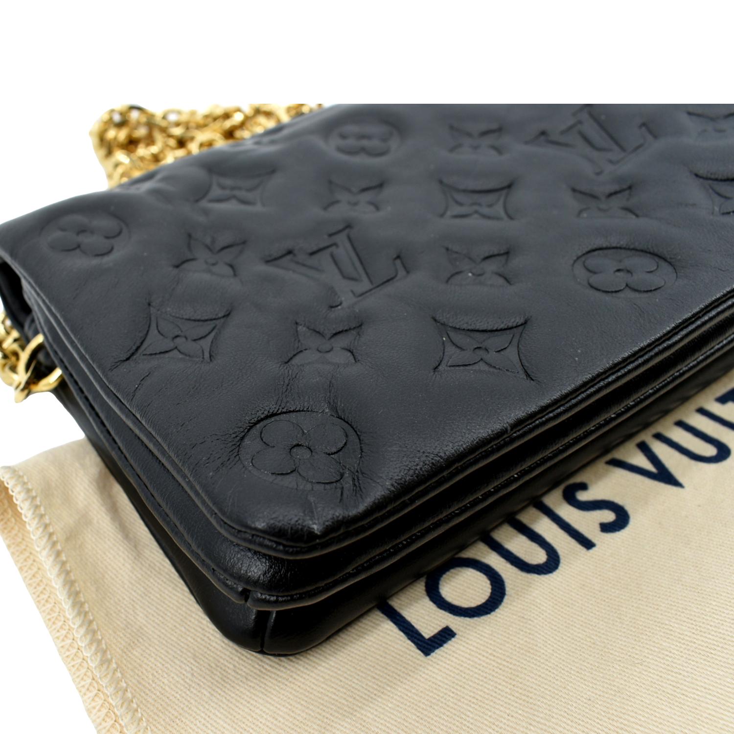 Coussin leather crossbody bag Louis Vuitton Black in Leather - 35461097