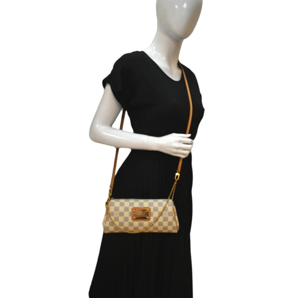 Louis Vuitton Pochette Eva Damier Azur Clutch Bag White - Side