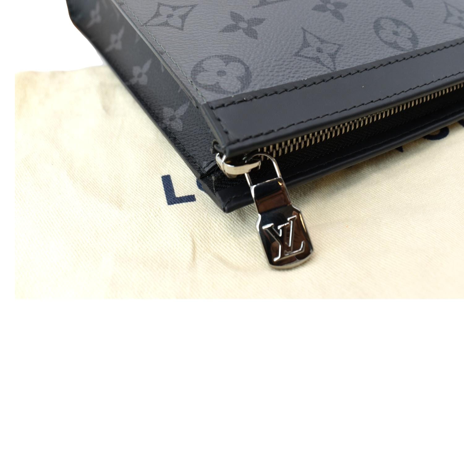 Louis Vuitton Monogram Eclipse Pochette Voyage MM M61692 Men's Clutch Bag  Monogram Eclipse