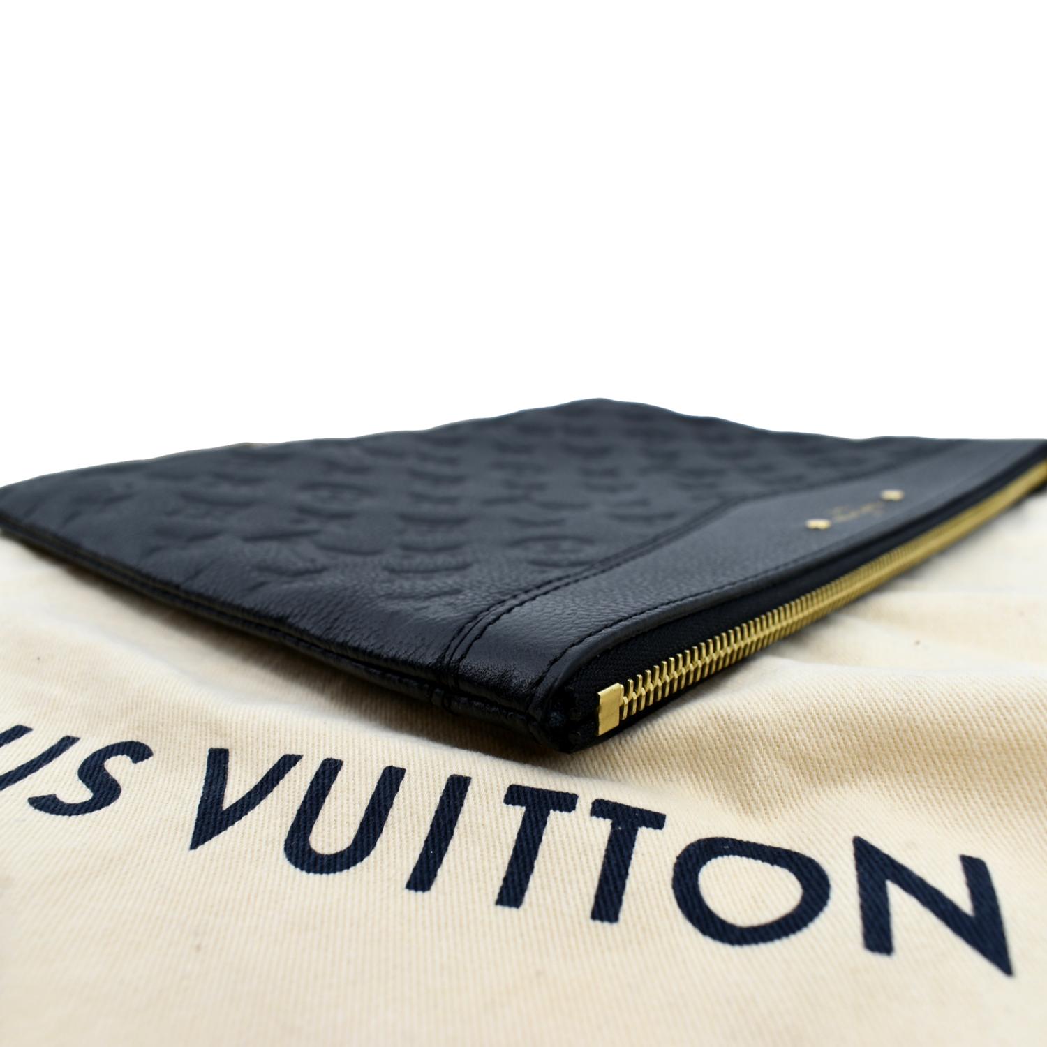 Pouch Louis Vuitton Kleine Clutch LOUIS VUITTON Daily Pouch - Main Image
