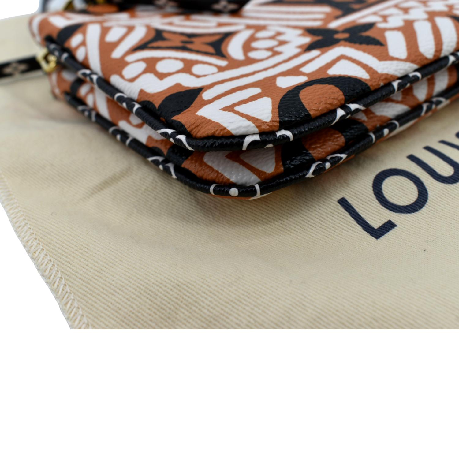 Personalized Pochette. Custom Double Zip Bag. Handmade.
