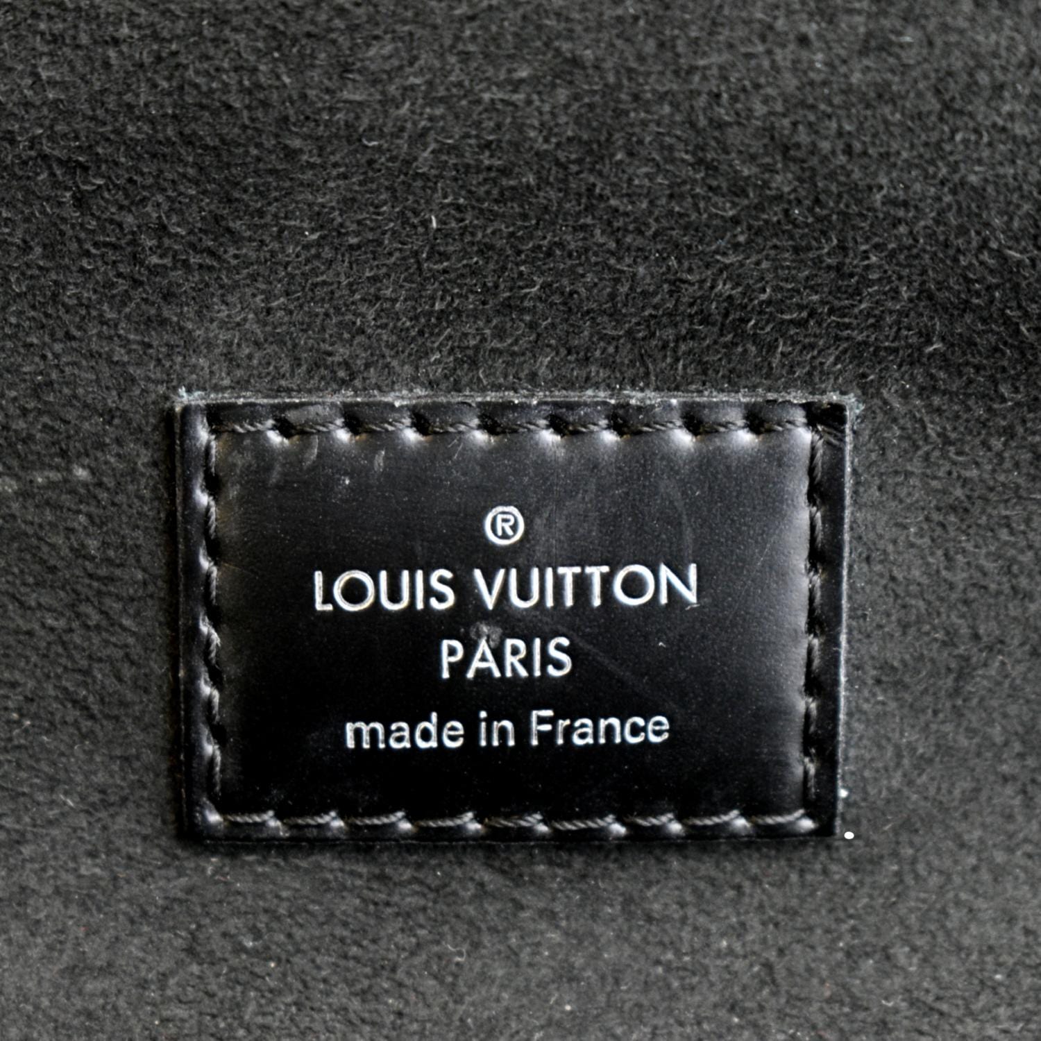 LOUIS VUITTON Cluny MM Epi Leather Shoulder Bag Black