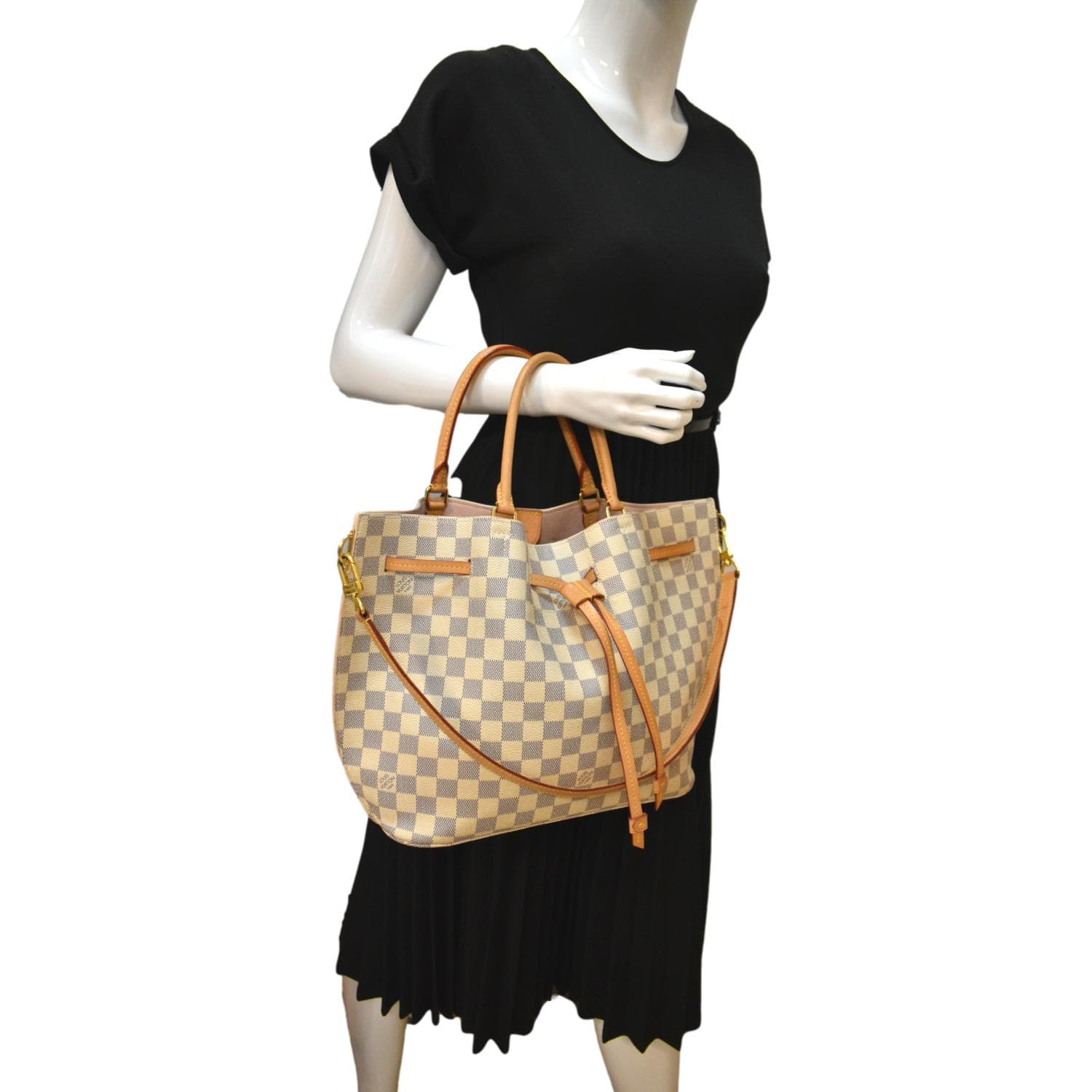 Girolata handbag Louis Vuitton White in Cotton - 29212348