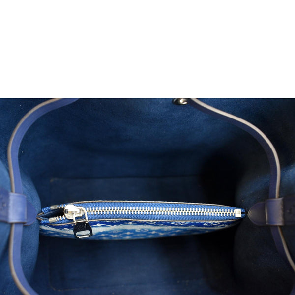 Louis Vuitton Escale Neonoe MM Monogram Shoulder Bag - Inside