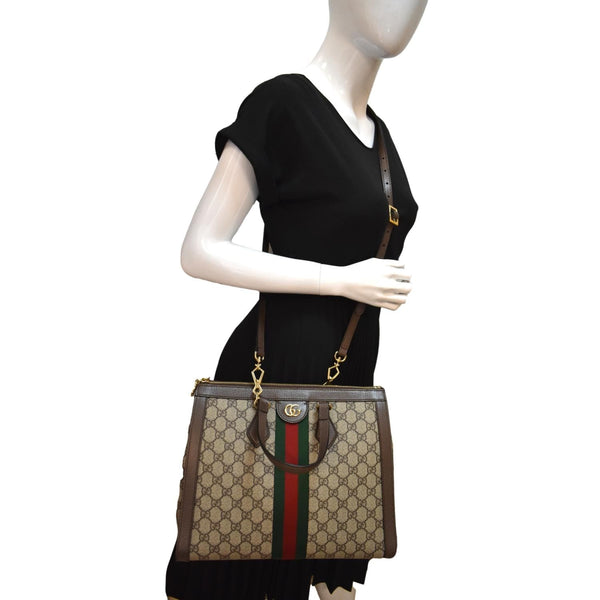 GUCCI Ophidia Medium GG Supreme Tote Shoulder Bag Beige 524537