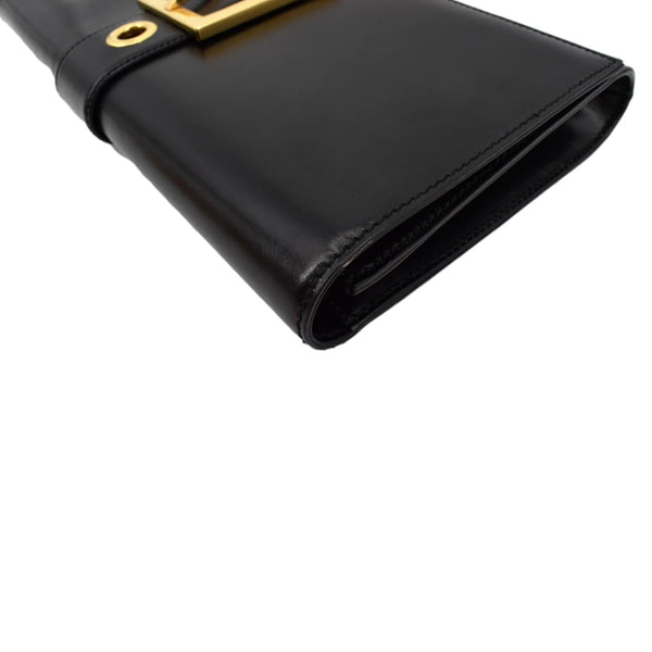 Gucci Lady Buckle Leather Clutch in Black Color - Top Left