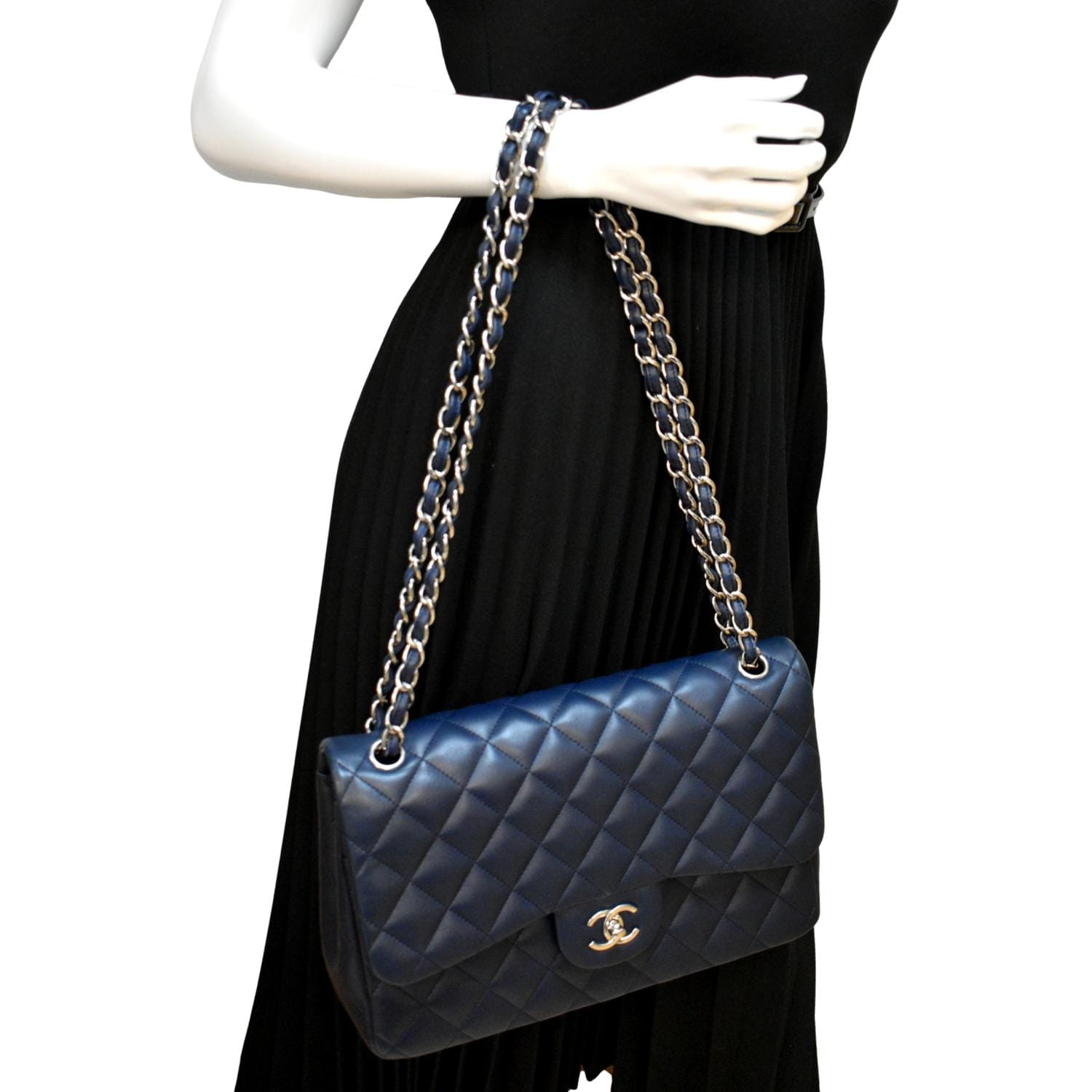 Chanel navy blue tote Clearance