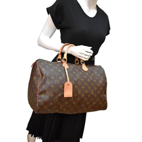 LOUIS VUITTON Speedy 40 Monogram Canvas Satchel Bag Brown