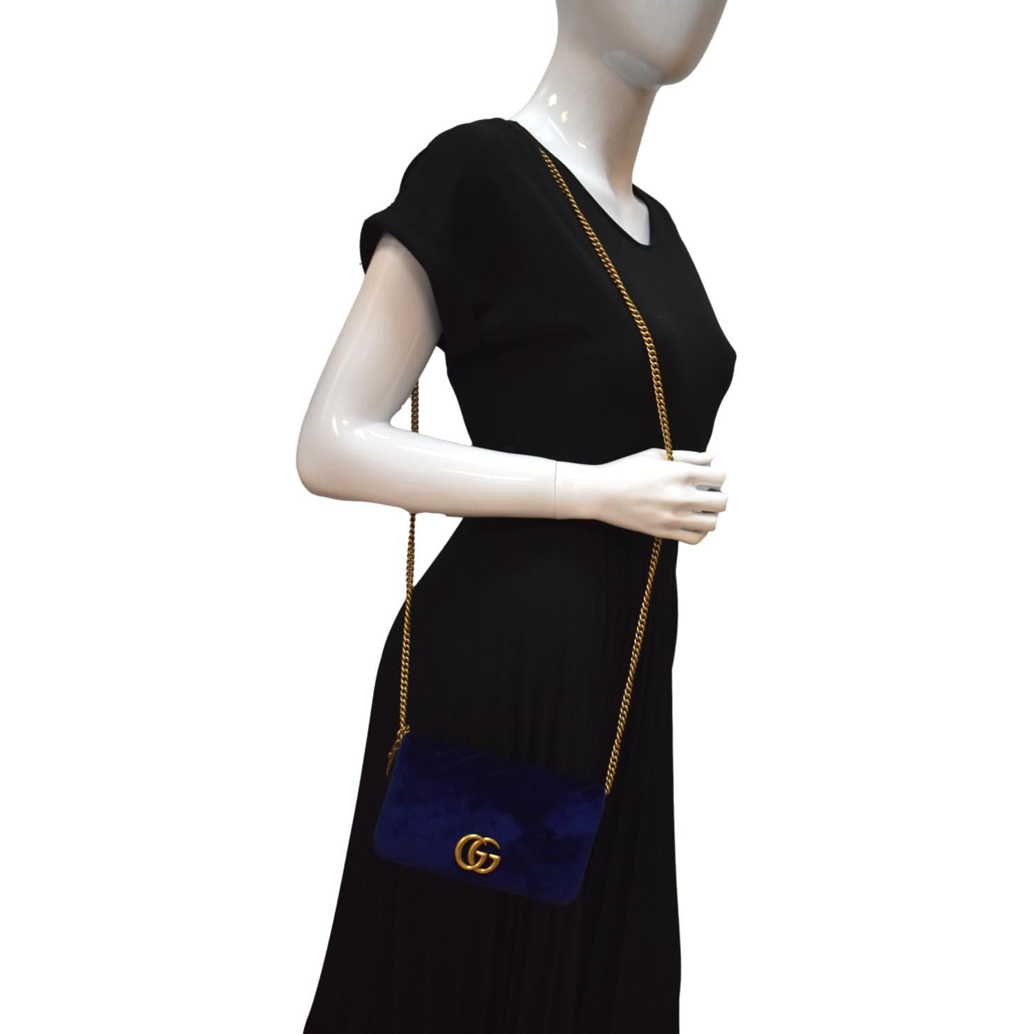 Mua Túi Đeo Chéo Nữ Gucci GG Marmont Small Shoulder Bag Màu Nâu Viền Đỏ -  Gucci - Mua tại Vua Hàng Hiệu h093075