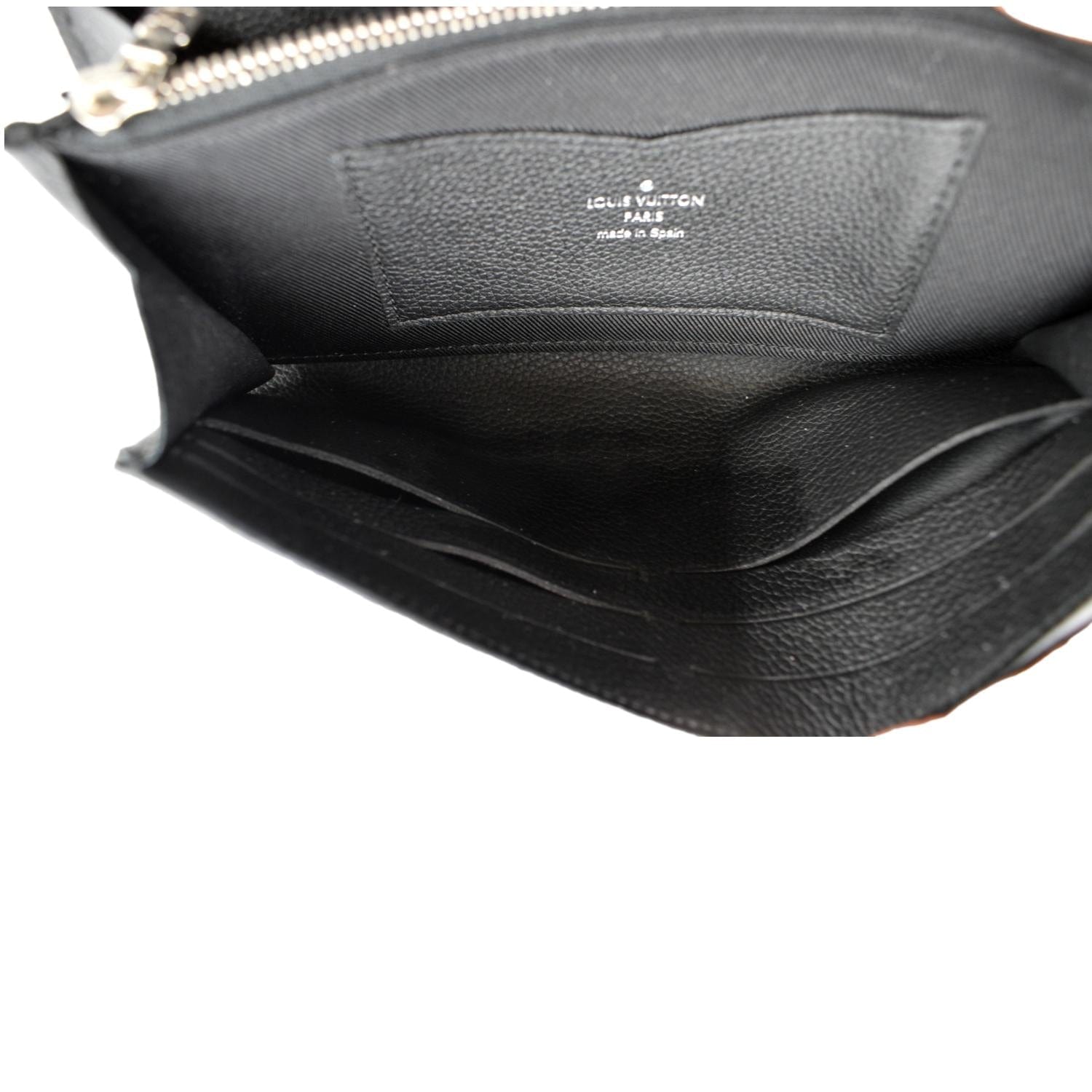Louis Vuitton M62081 Portefeuille Lock Me 2 Compact Wallet Black