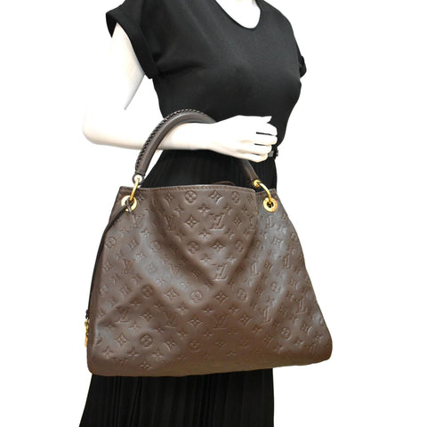 LOUIS VUITTON Artsy MM Empreinte Leather Hobo Bag Chocolate - Hot Deals